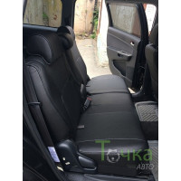 Чехлы для Toyota Wish 2003-2009 (трансформер) на 2 ряда