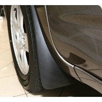 Брызговики передние NISSAN Tiida, 2010->2 шт. (полиуретан)
