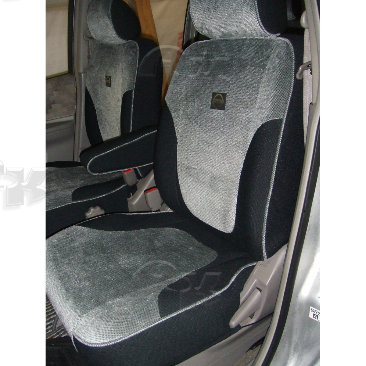 Чехлы из экокожи Nissan Liberty I [M12] 11.1998-11.2004 диван (Мод.124.0) Автокомфорт