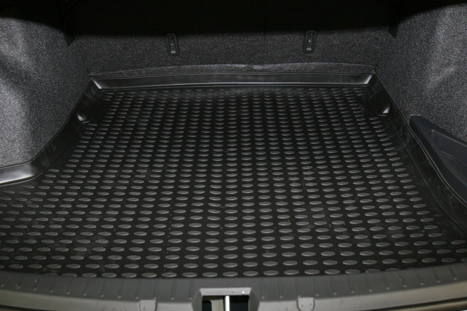 Коврик в багажник TOYOTA Corolla 01/2007->, сед. (полиуретан)