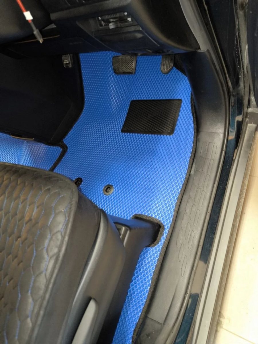Коврики в салон EVA Toyota Noah  / Voxy / Esquire ZWR 80 2014-2021 40/40 НЕ ГИБРИД