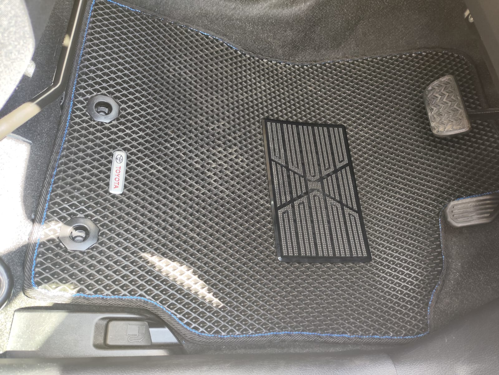Коврики в салон EVA Toyota Vitz 135 4WD 5 дв. 2010 - 2020