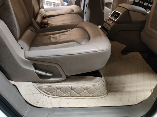 Коврики 3D в салон, кожа. Audi Q7 2005 - 2015 4WD. Левый руль, 7мест.