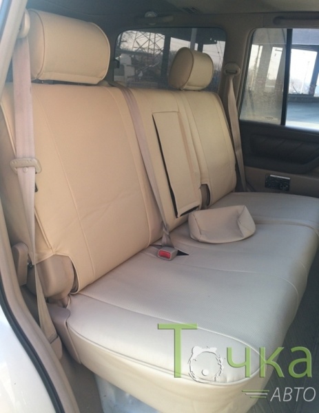 Чехлы из экокожи Toyota Land Cruiser 100 01.1998-06.2007 40/60 ( правый руль ) закрыт.перед спинка (Мод.233.2) Автокомфорт