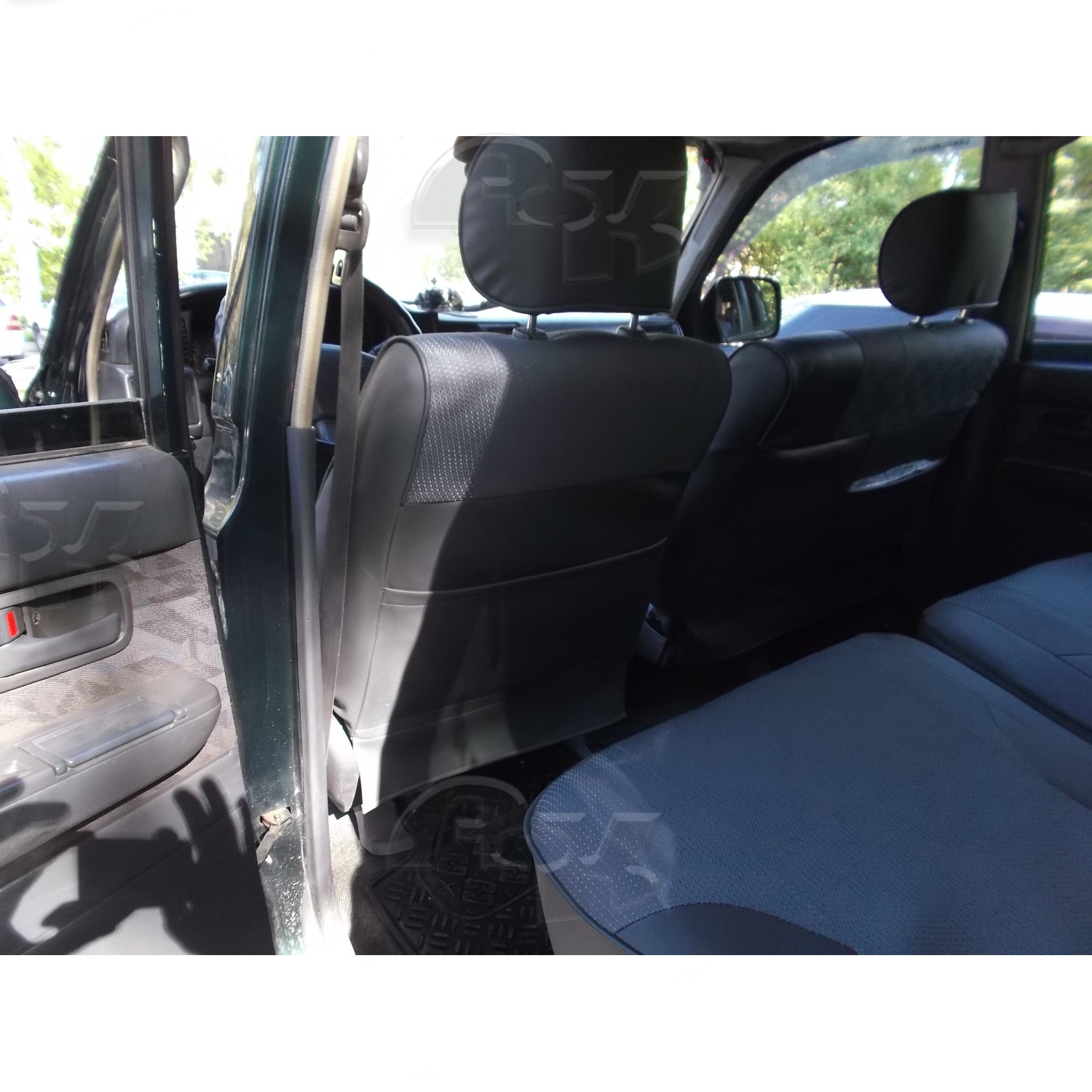 Чехлы из экокожи Toyota Land Cruiser 80 1989-1997 1+1 спереди, 50/50 (Мод.289.0) Автокомфорт