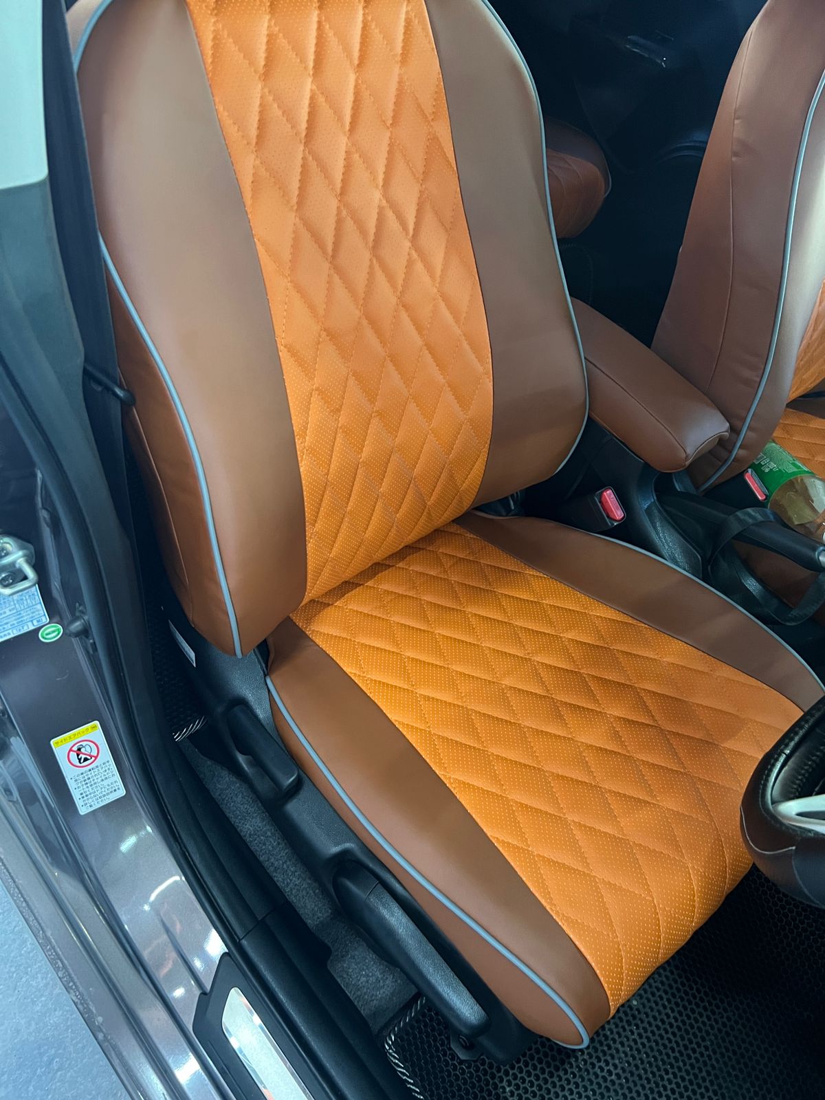 Чехлы из экокожи Honda Insight II+r [ZE] 02.2009-03.2014 с з/подл (Мод.335.0) Автокомфорт