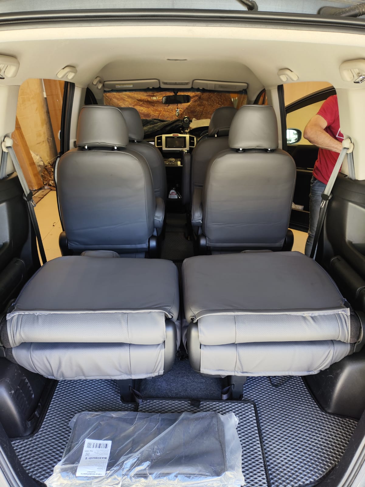 !Чехлы из экокожи Honda Freed I+r+r2 [GB] 05.2008-08.2016 40/40 (Мод.470.0) - 3 ряда Автокомфорт