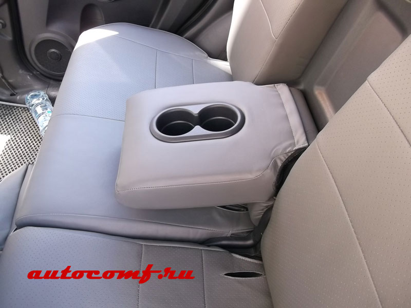 Чехлы из экокожи Honda CR-V IV+r [RE5,RM4] 08.2012-12.2018 (Мод.039.0) Автокомфорт