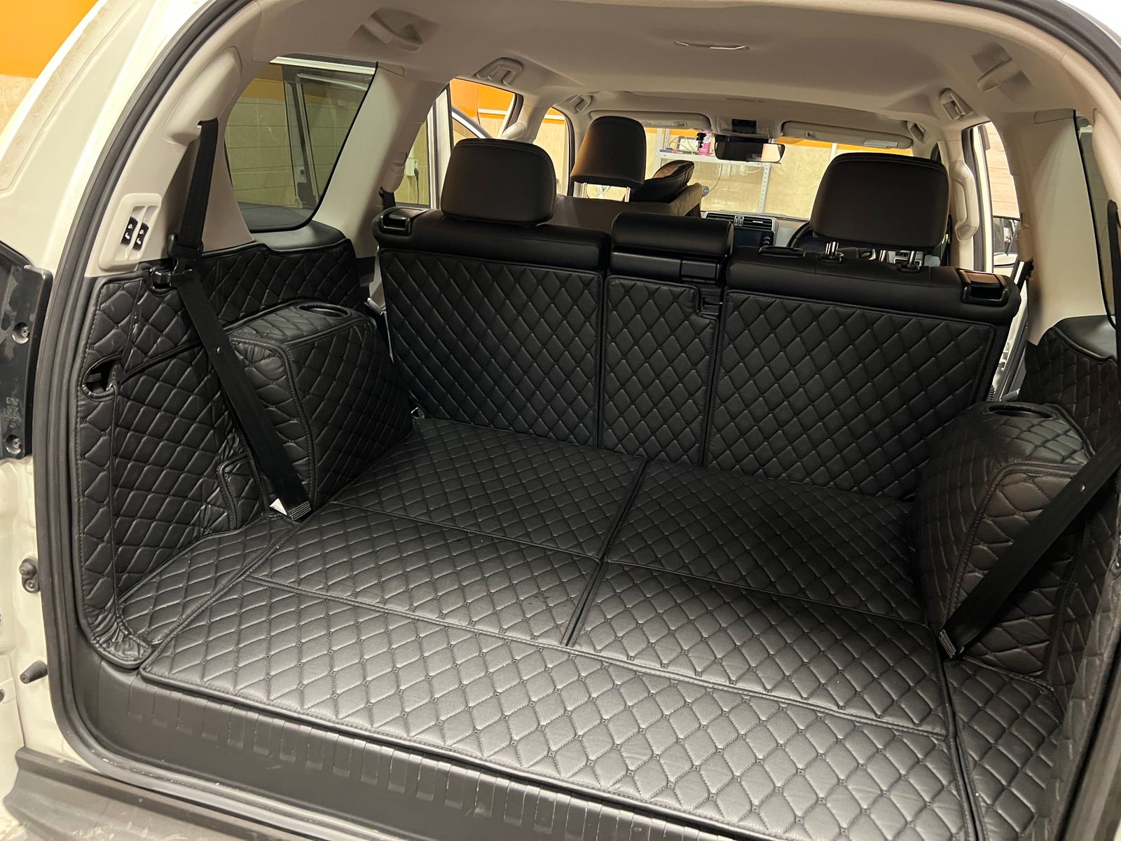 Коврик 3D в багажник кожаный Toyota Land Cruiser Prado 150 7 мест, правый руль