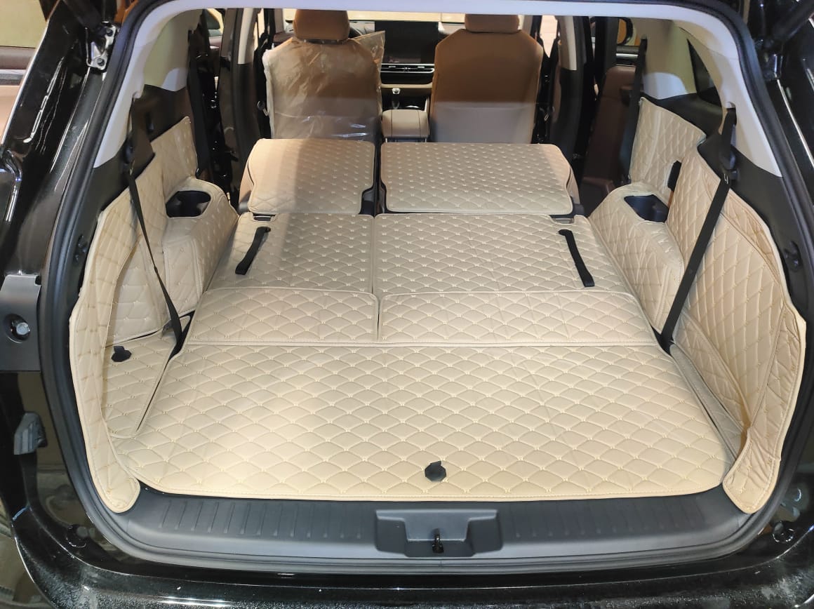 Кожаный коврик в багажник 3D Toyota Highlander (XU70) 2019 -  н.в. 7 мест