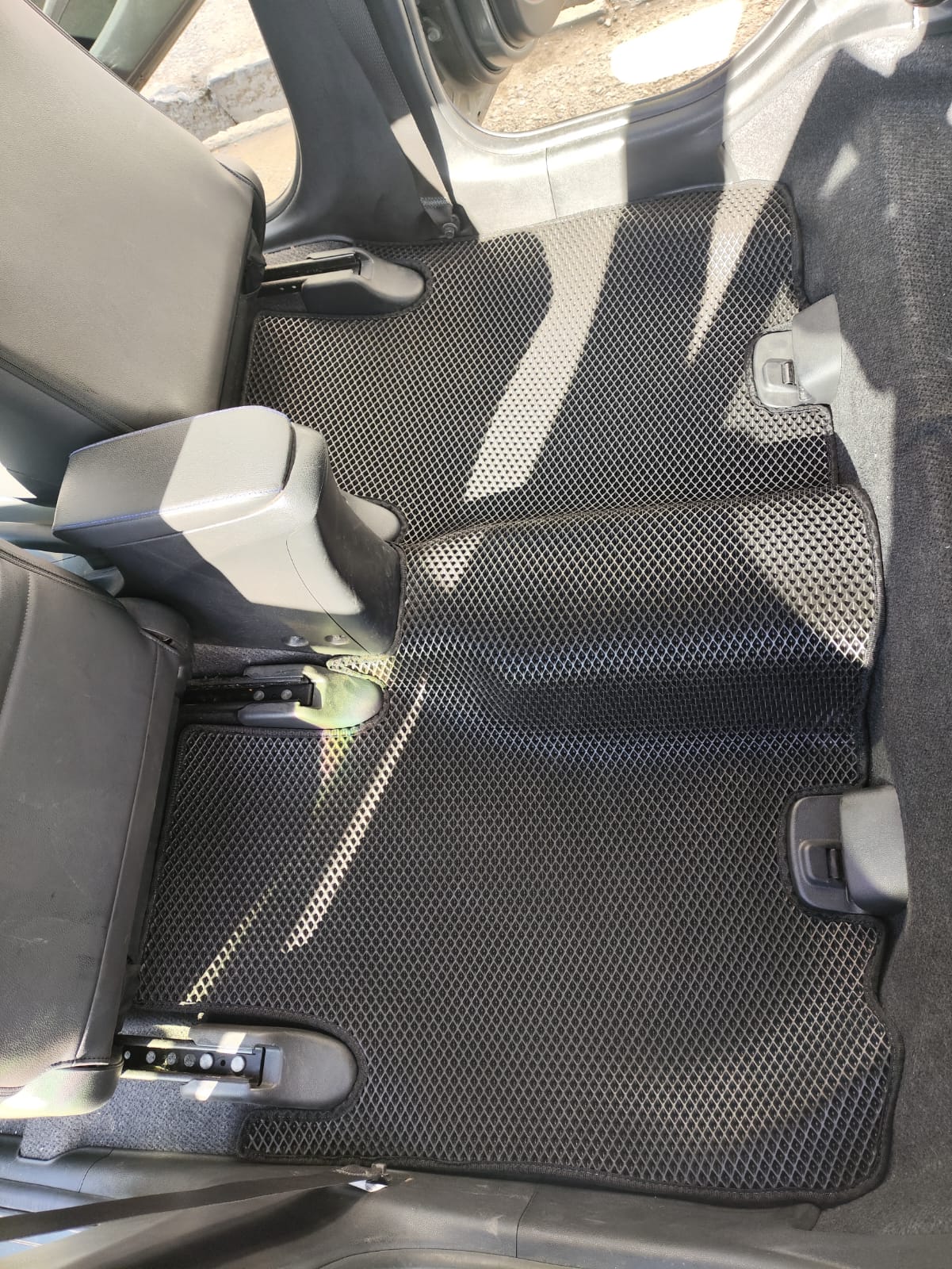 Коврики в салон EVA HONDA Fit 2 2007-13 \ Fit Shuttle 2007-2015 (сплошной второй ряд)