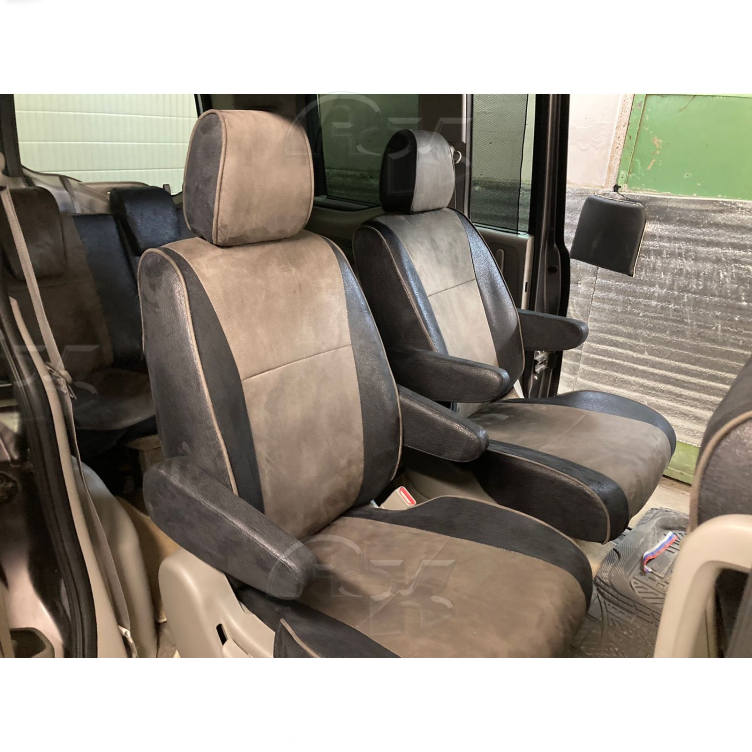 Чехлы из экокожи Honda Stepwgn V [RP] 04.2015-08.2017 40/40 (Мод.540.1) - 2 ряда Автокомфорт