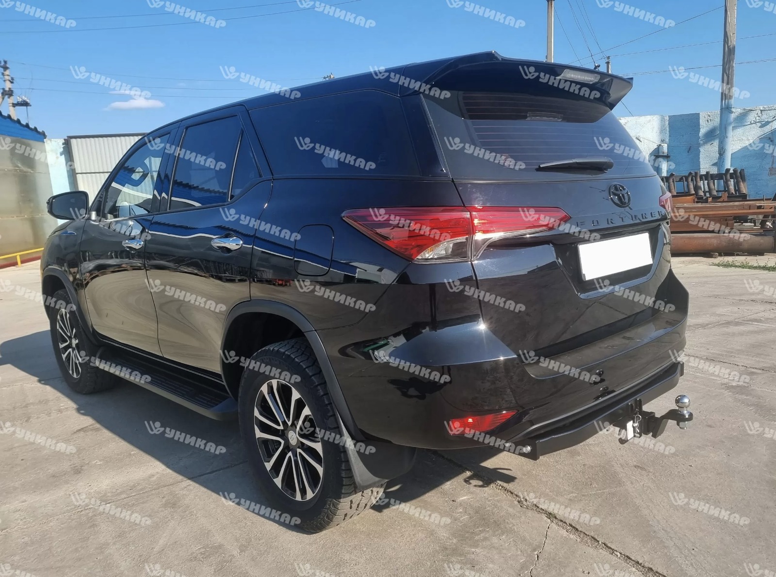 Фаркоп ТСУ Toyota Fortuner с 2015- под квадрат тип E Уникар