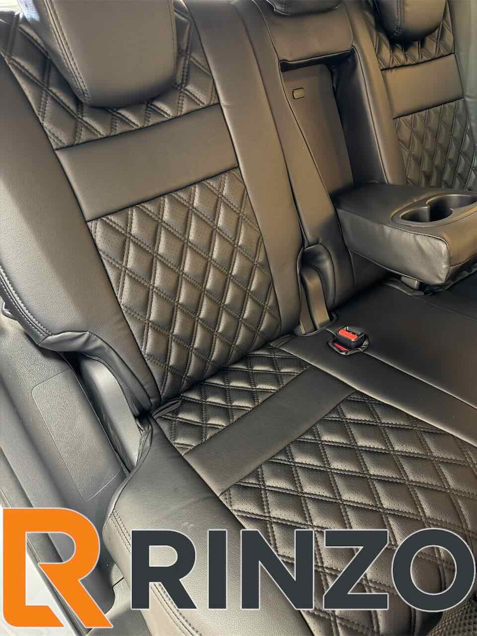 Чехлы Rinzo кожа PVC Mitsubishi Eclipse Cross 2020-  Рестайлинг (2 ряда) модель Grid (черный) (ромб)
