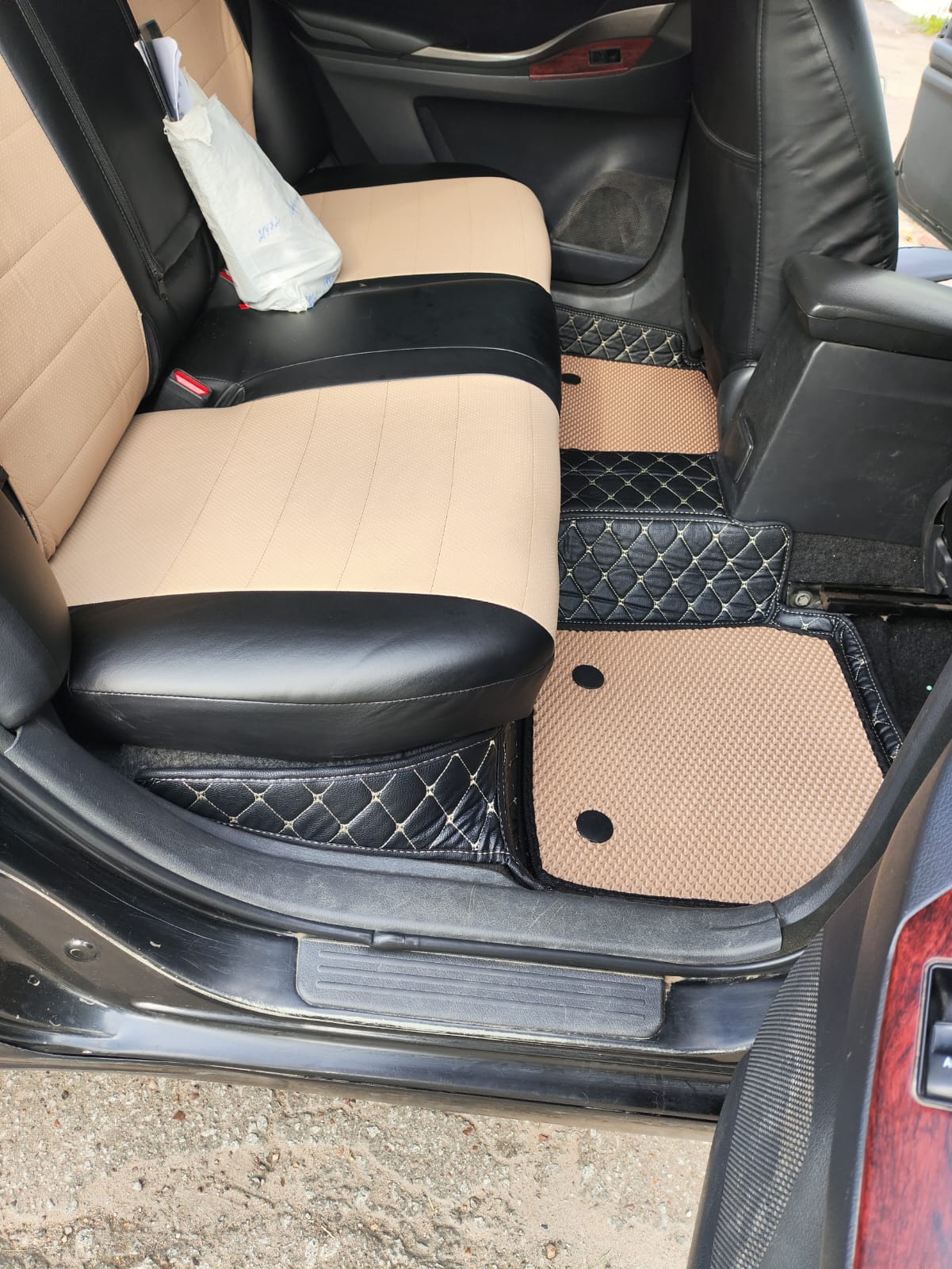 Коврики кожаные в салон 3D Toyota Allion \ Premio 260 2WD 2007 - н.в.