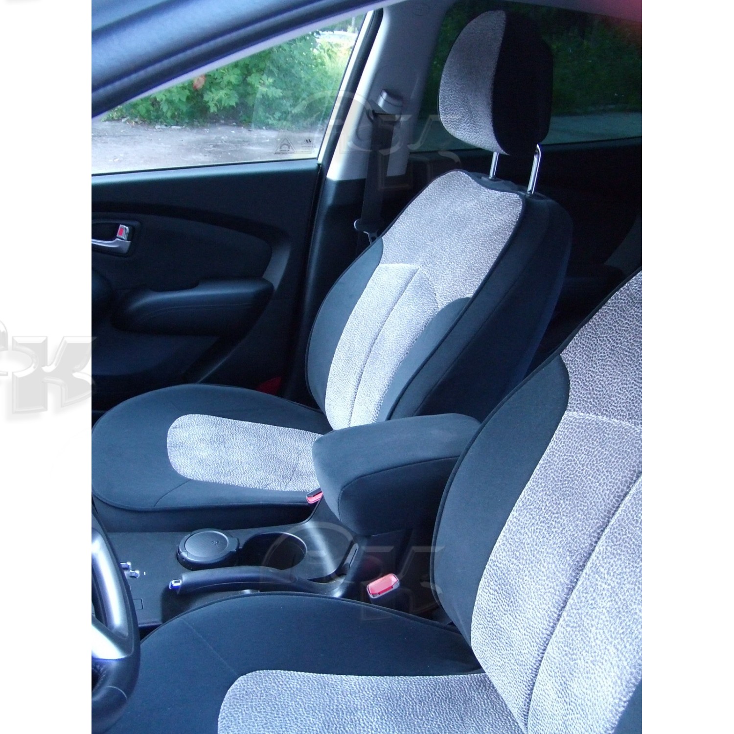 Чехлы из экокожи Hyundai ix35 I [LM] 08.2009-09.2013 (Мод.051.0) Автокомфорт