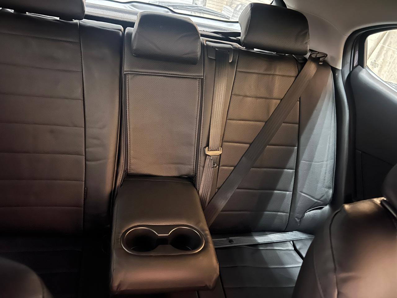 Чехлы Mazda 3 / Axela 2013-2019 хэтчбэк Автопилот