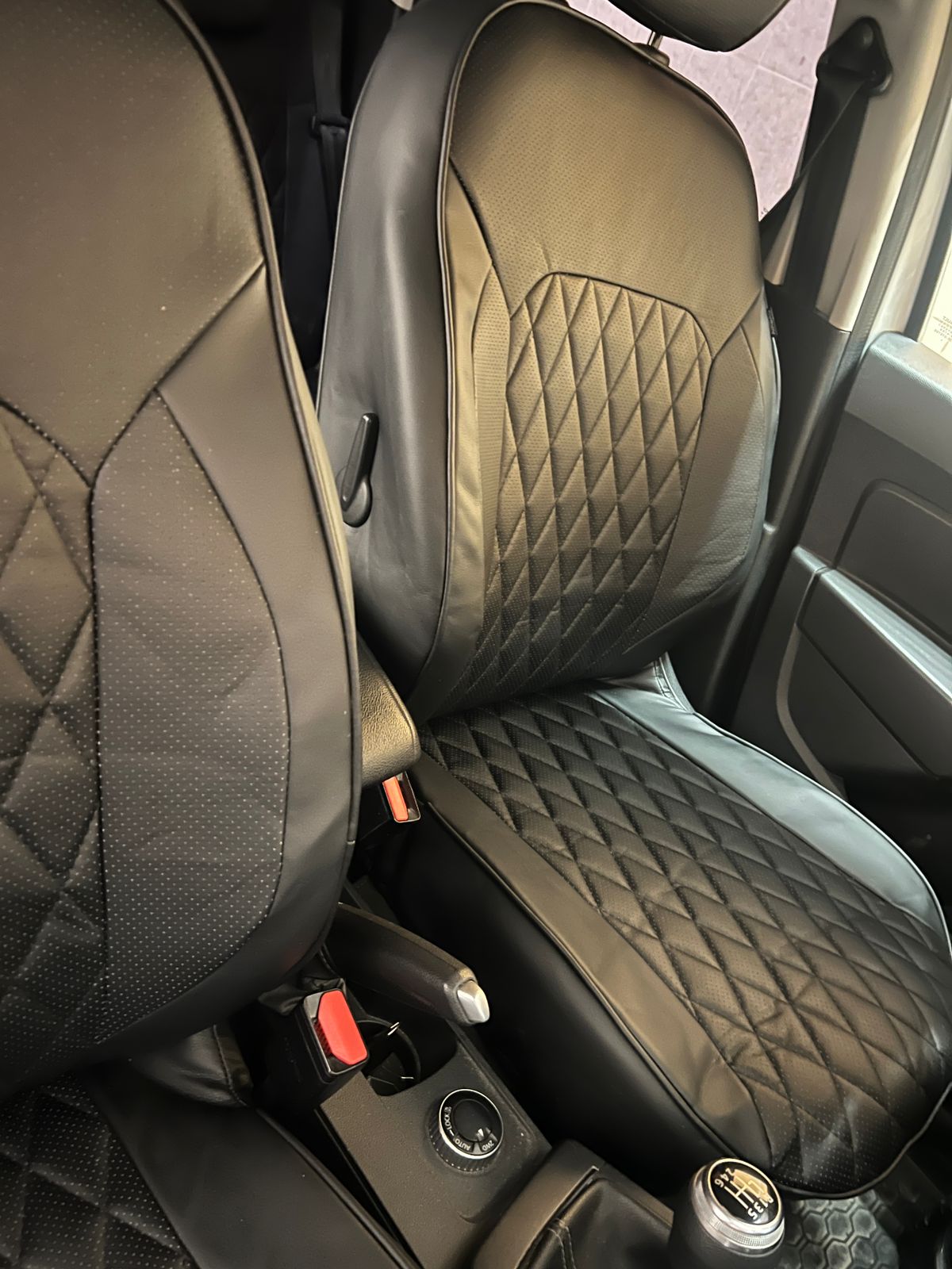 Чехлы из экокожи Renault Duster / Nissan Terrano 2017- 60/40 Автостиль