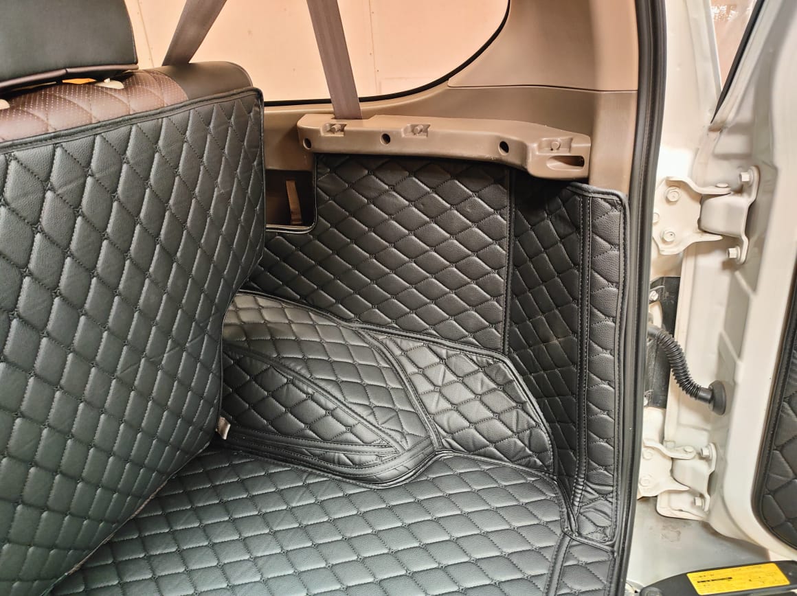 Коврик кожаный в багажник 3D Toyota Land Cruiser Prado 90 3 дверный 1996 - 2002