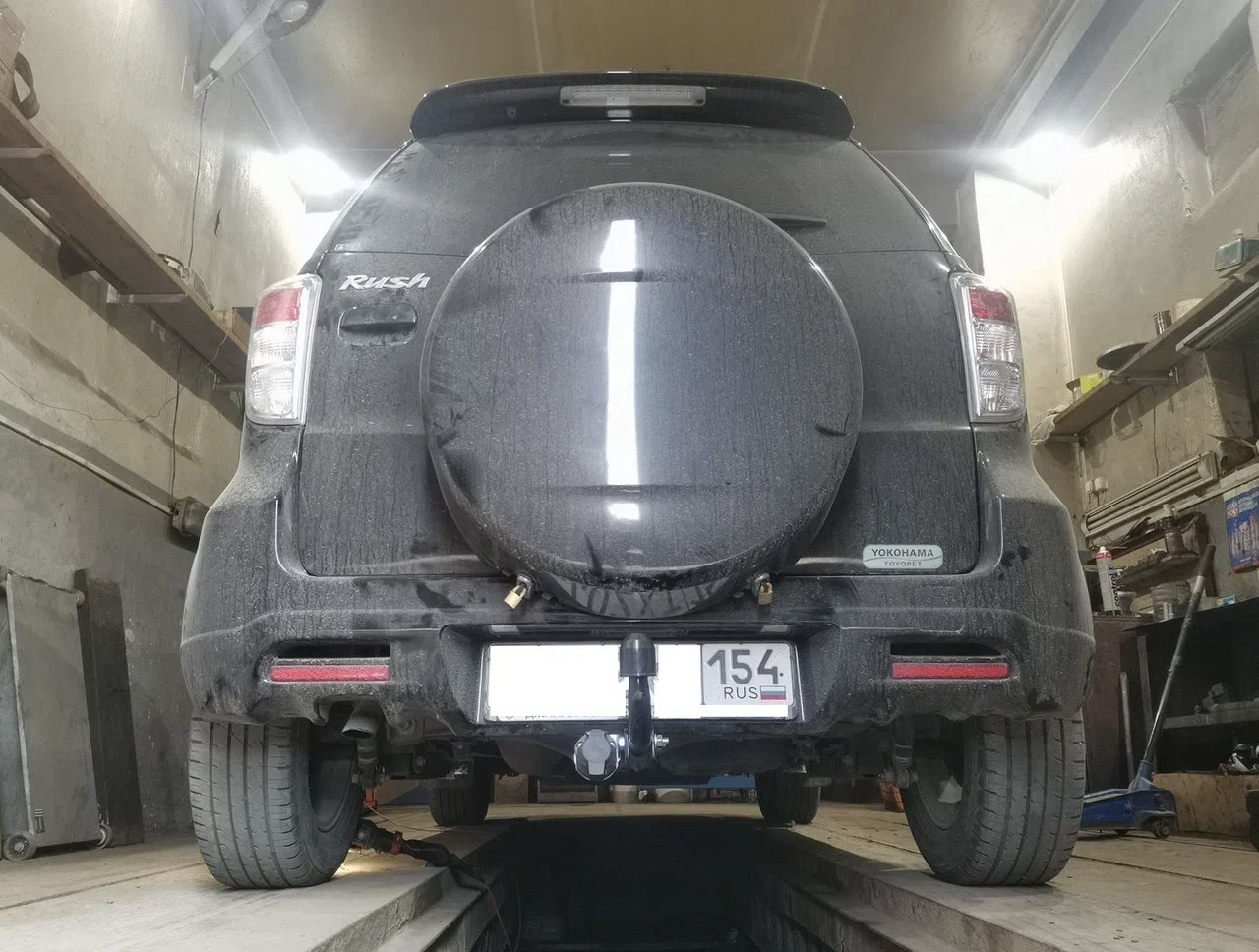 Фаркоп Toyota Rush  / Daihatsu Be Go 2006-2016 Halty