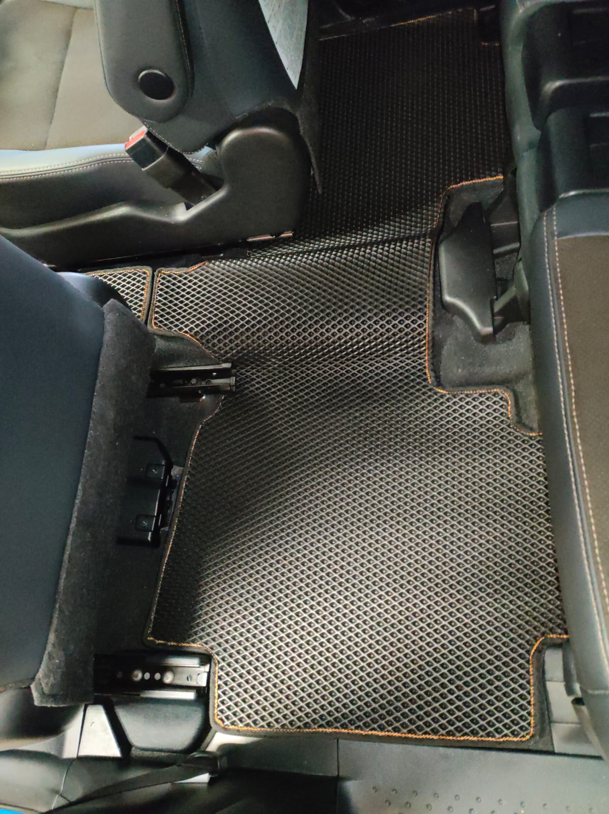Коврики в салон EVA Toyota Sienta XP175 2015 - 2022 7 мест 4WD на 2 ряда