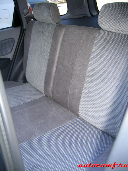Чехлы из экокожи Nissan Wingroad II+r [Y11] 05.1999-10.2005 (Мод.136.0) Автокомфорт
