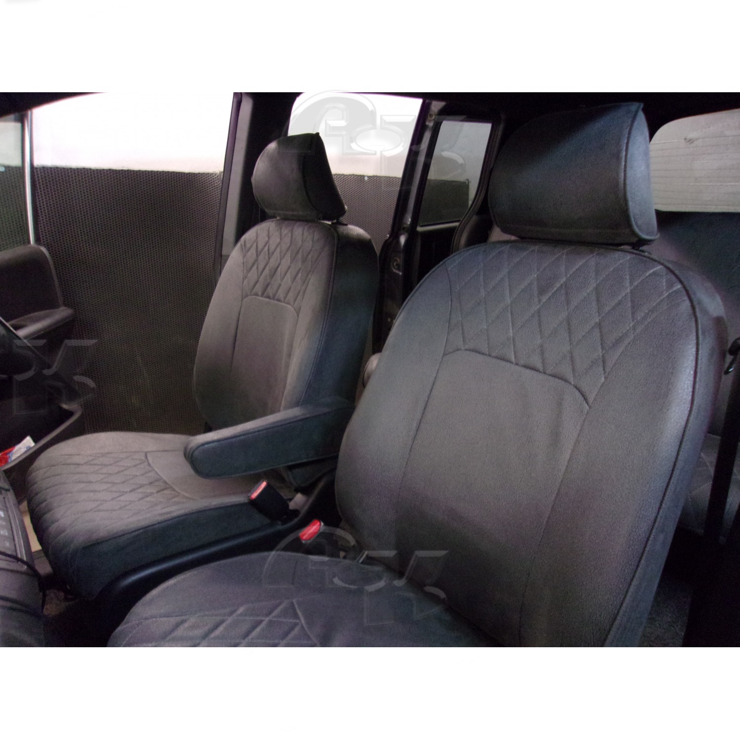 Чехлы Honda Freed Spike I+r+r2 [GB,GP] 07.2010-09.2016 два п.подл. (Мод.557.0)