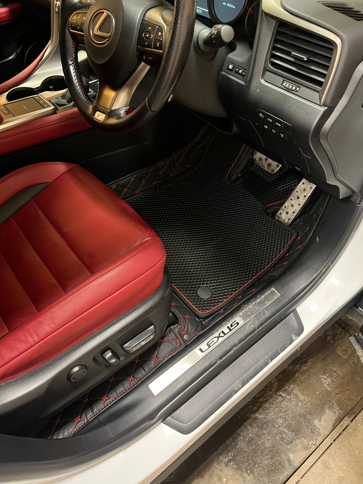 !Коврики в салон кожаные 3D Lexus RX 2015-н.в. ПРАВЫЙ РУЛЬ
