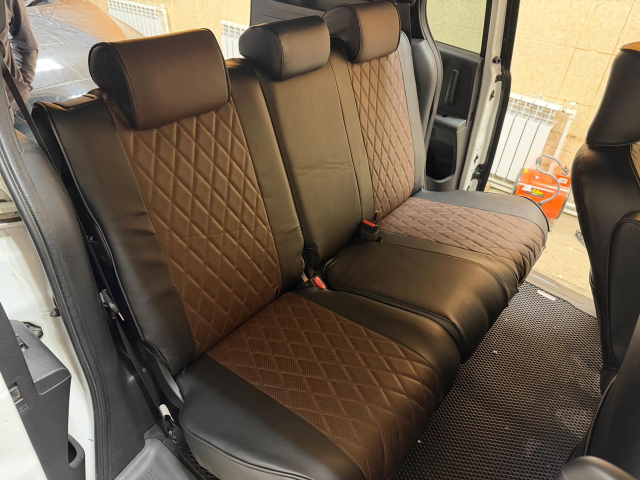 Чехлы Honda Freed Spike I+r+r2 [GB,GP] 07.2010-09.2016 два п.подл. (Мод.557.0)