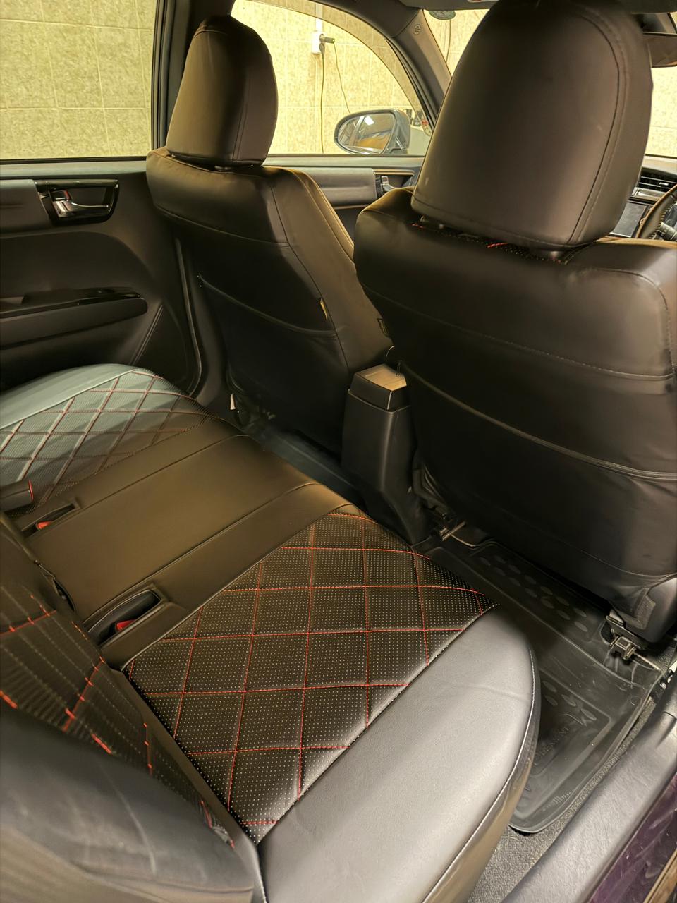 Чехлы Toyota Fielder 160 WXB и G Aero Tourer 2012 - н.в. Автостиль