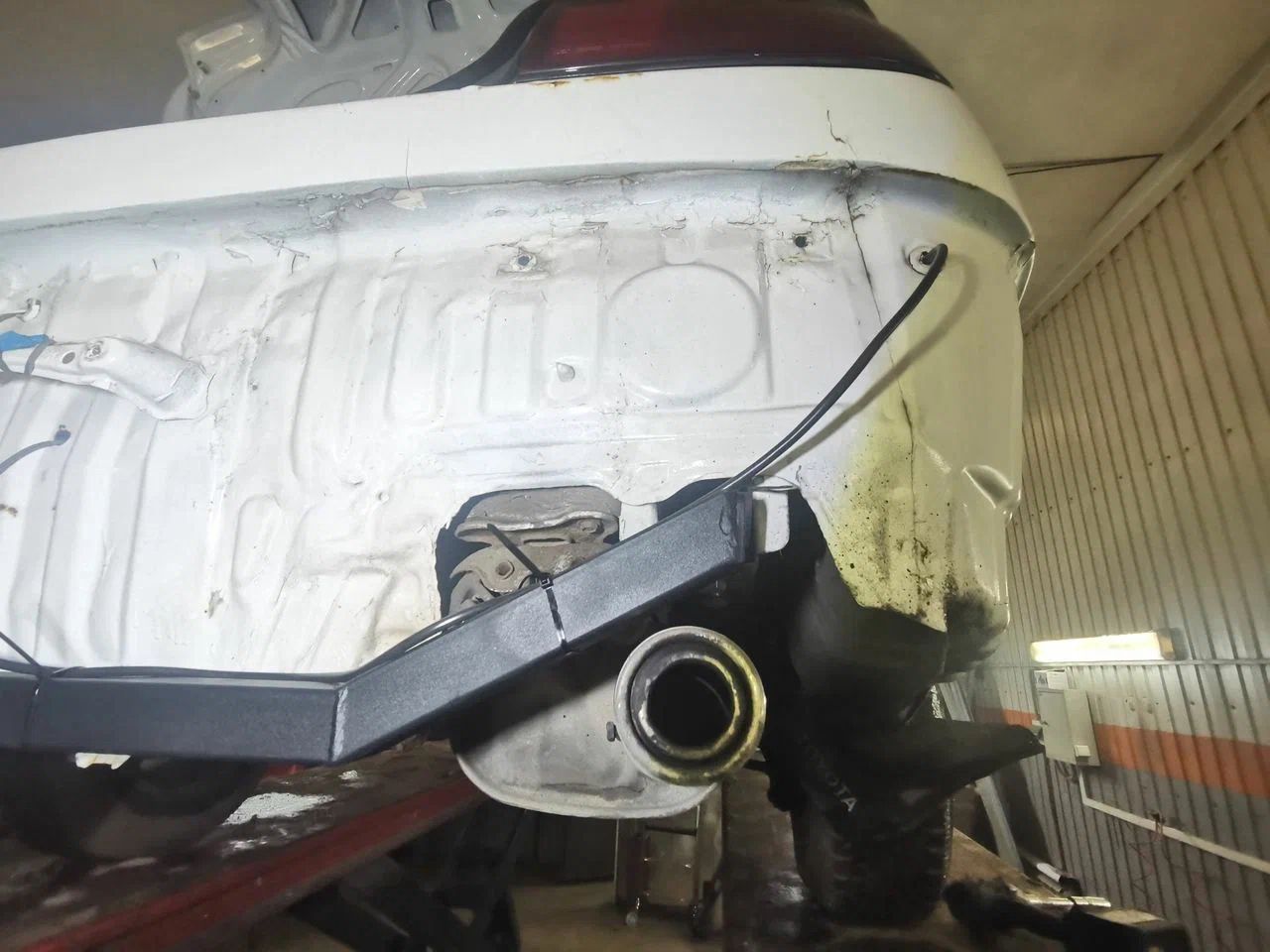 Фаркоп (ТСУ) для Toyota Caldina 1992-2002/ Corona 92-96 / Carina 92-96 / Avensis 97-2003   Halty