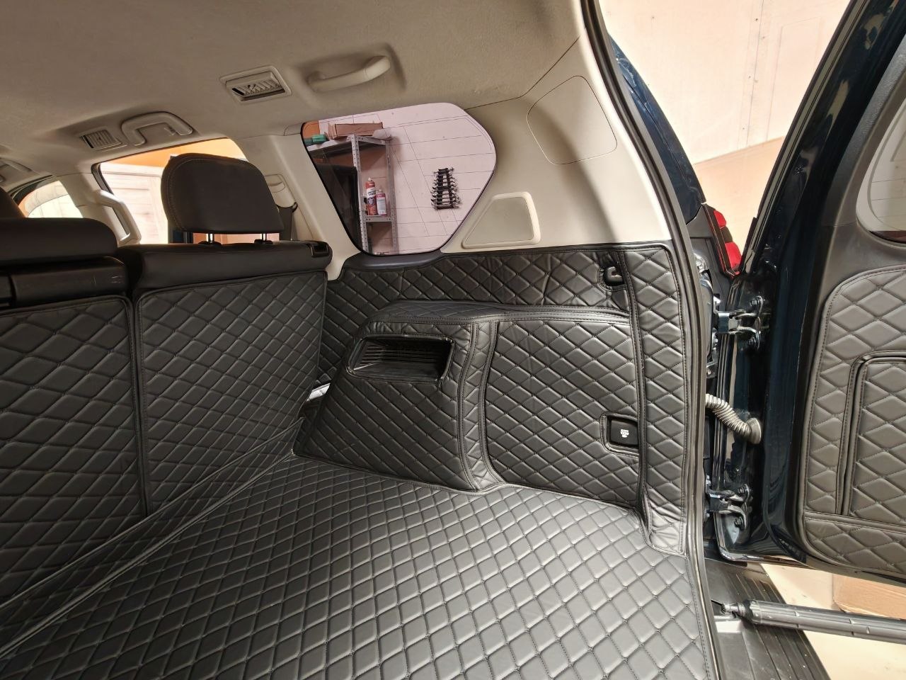 Коврик в багажник 3D кожаный Toyota Land Cruiser Prado 150 2017-2023 5 мест левый руль