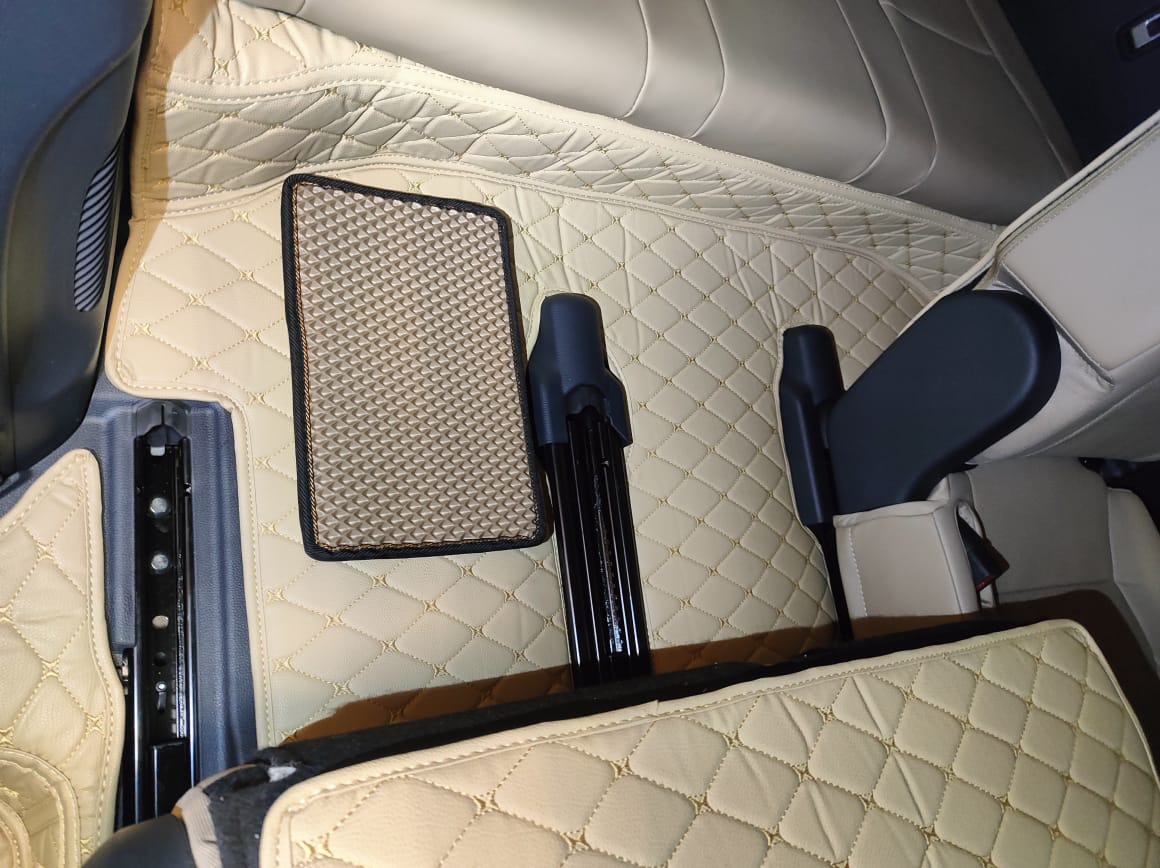 Кожаные коврики в салон 3D Toyota Highlander (XU70) 2019 -  н.в. 7 мест 3 ряда НЕ гибрид