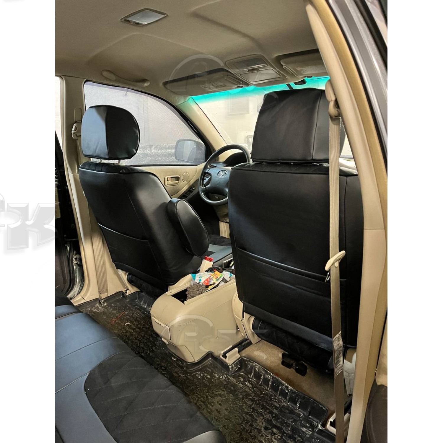 Чехлы из экокожи Toyota Highlander (Kluger) I [XU20] 11.2000-07.2003 (Мод.230.0) Автокомфорт