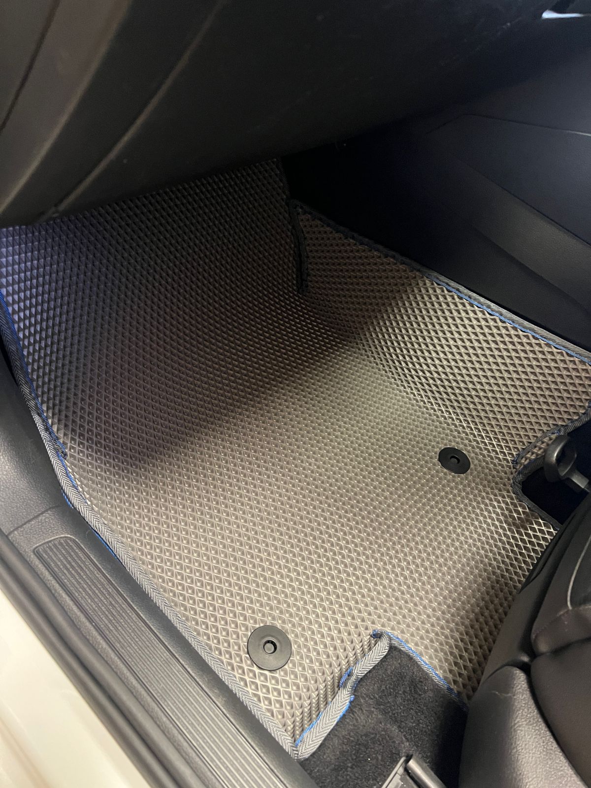 Коврик в салон EVA 3D Volkswagen Golf 2013-2021 универсал 7 поколение Правый руль