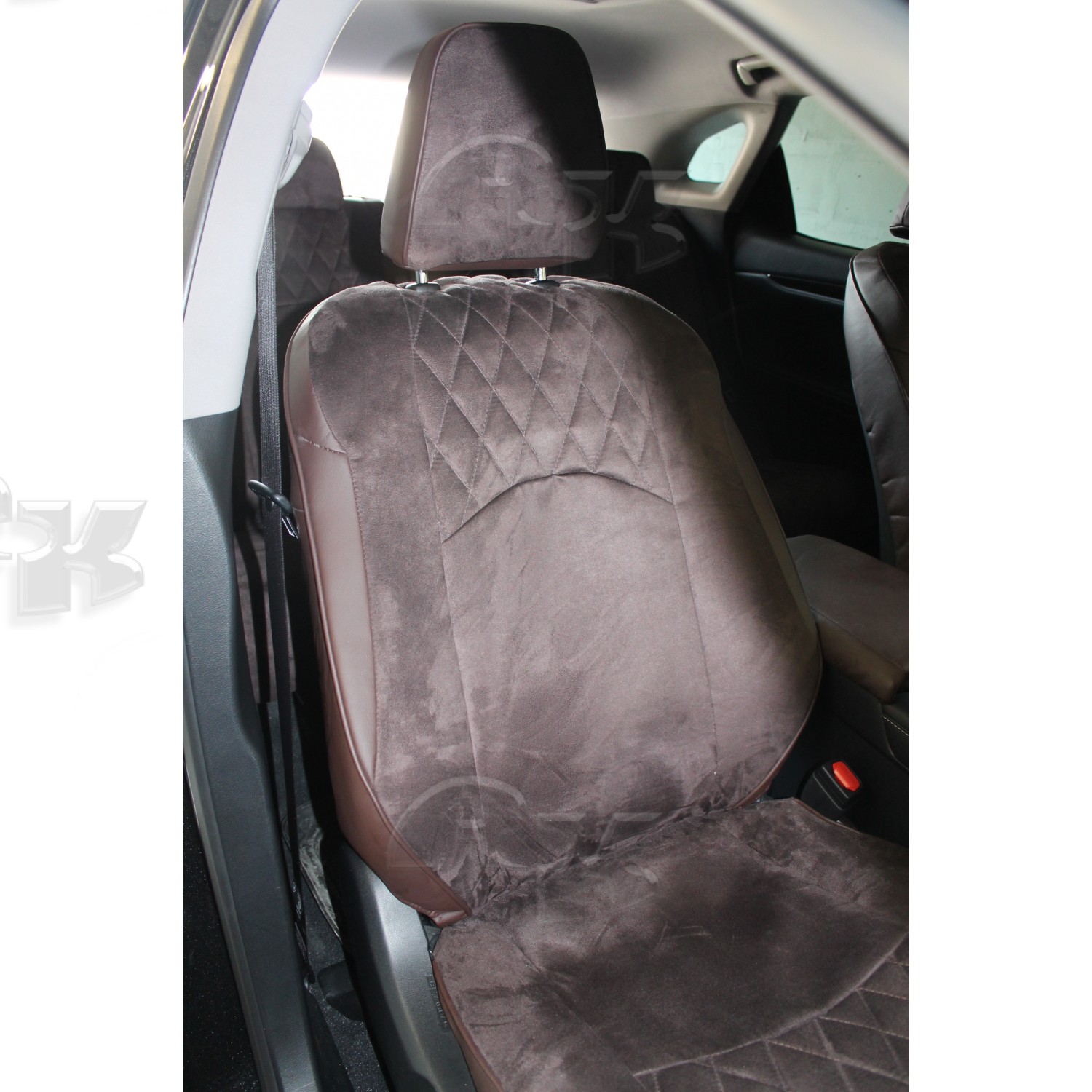Чехлы из экокожи Lexus RX IV [AL20] 04.2015- 200t, 300, 350, 350L, 450h, 450hL (Мод.411.0) Автокомфорт