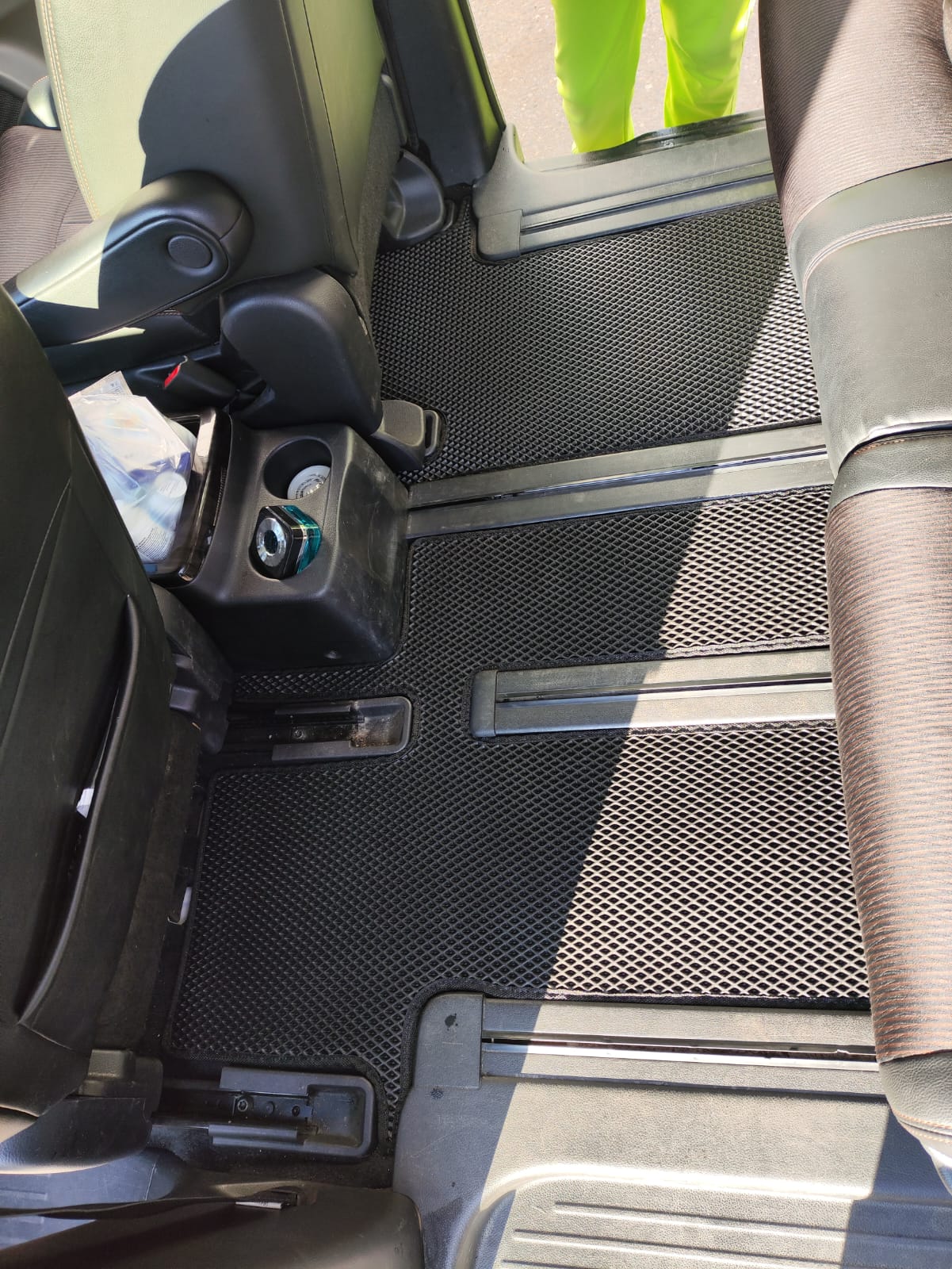 Коврики в салон EVA Nissan Elgrand 52 60/40 2010 - н.в.