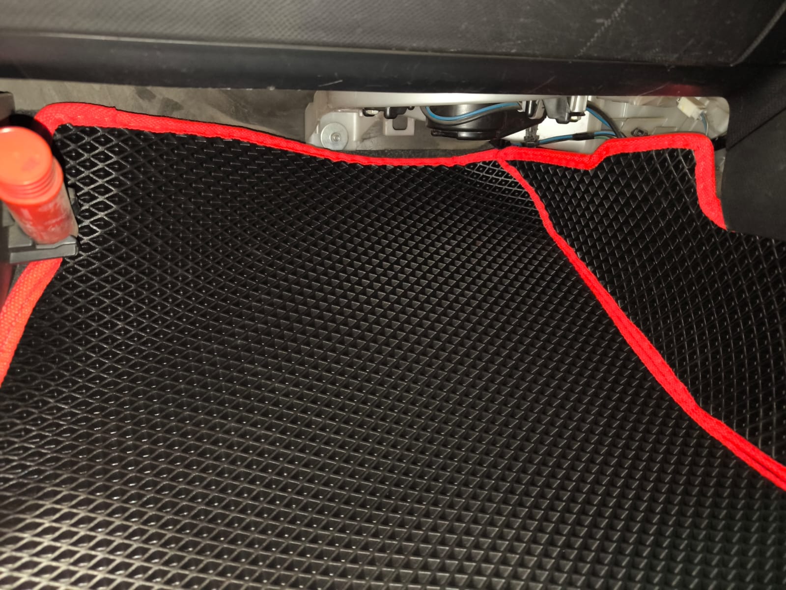 !Коврики в салон EVA Toyota Ractis 120 2WD 2010-2016
