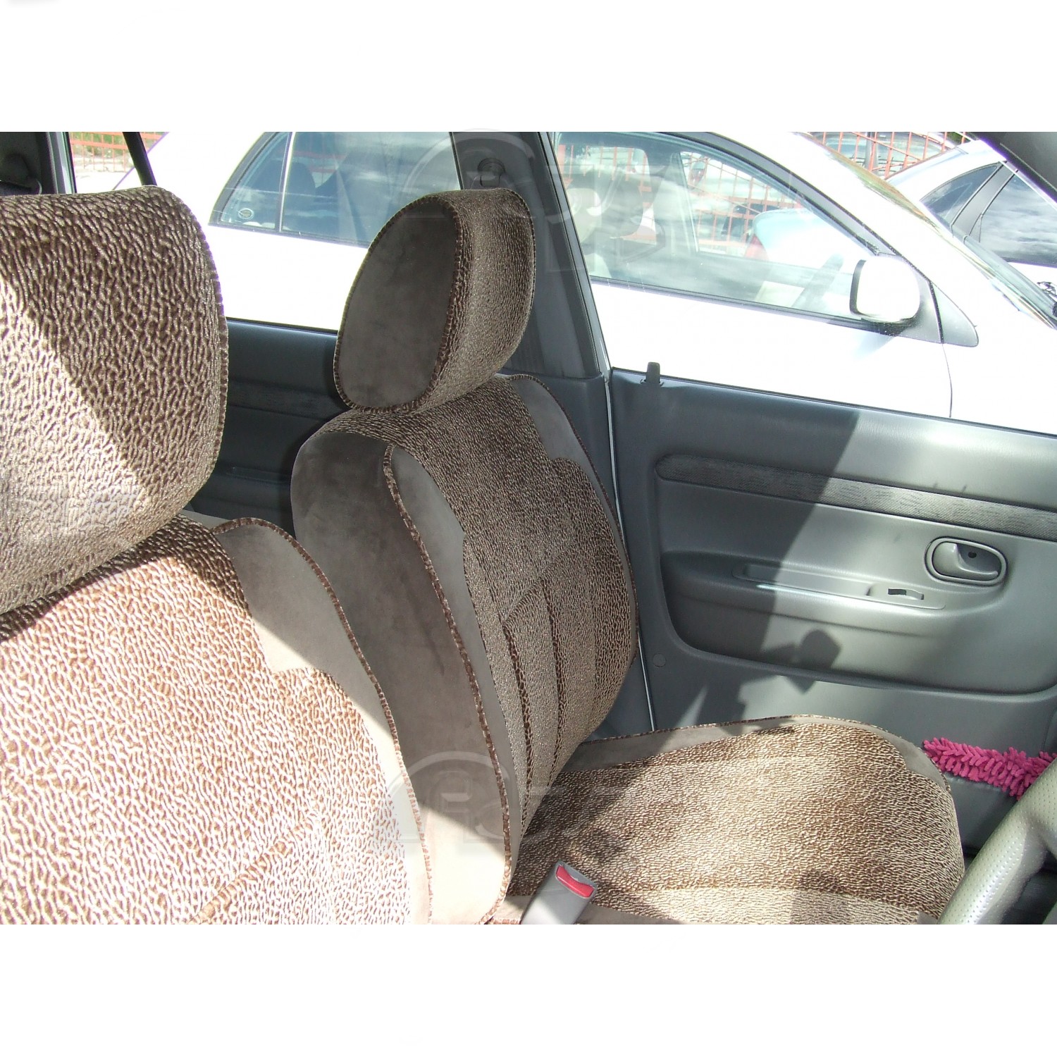 Чехлы из экокожи Mazda Demio I+r [DW] 08.1996-07.2002 (Мод.093.0) Автокомфорт