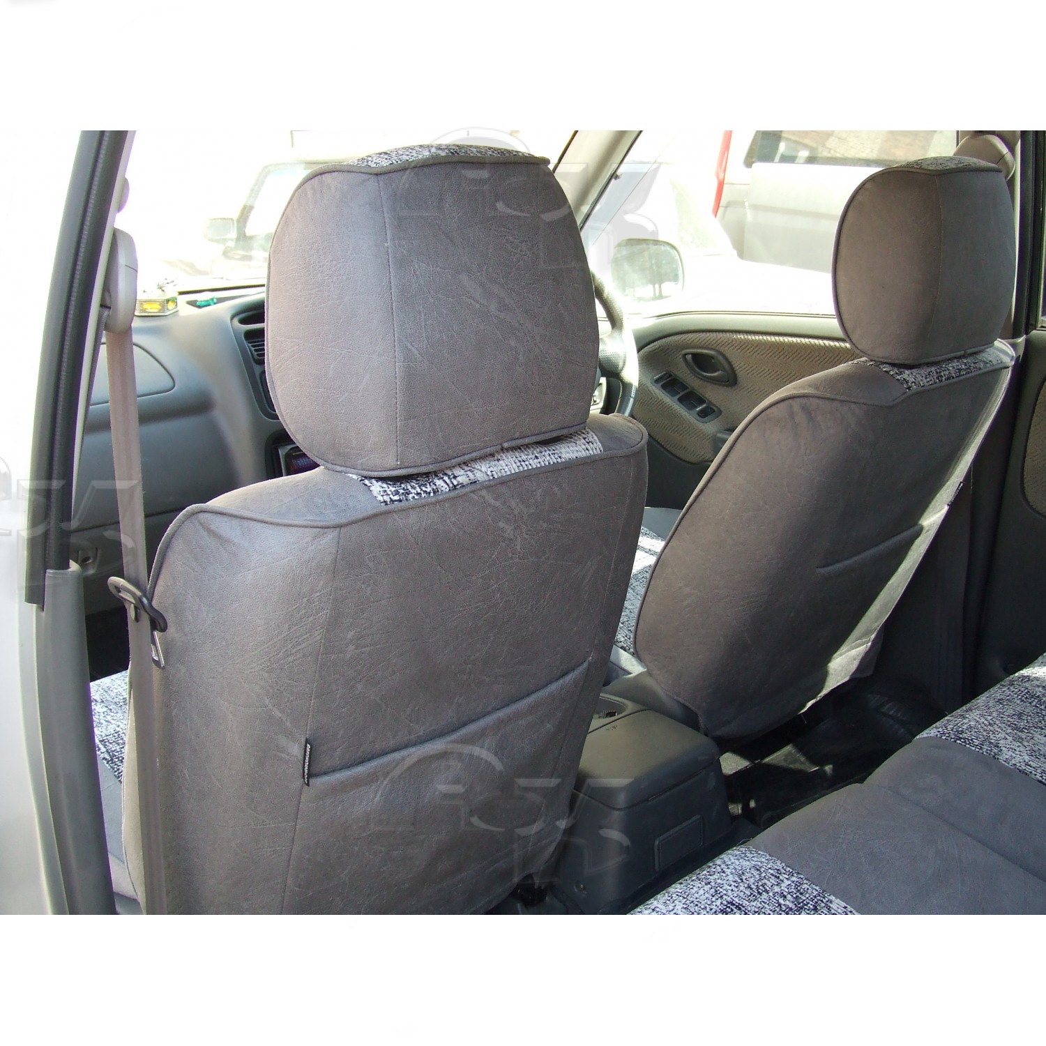 Чехлы из экокожи Suzuki Escudo (Grand Vitara) II+r [TD02, TL02] 11.1997-04.2005 5дв с подл (Мод.178.0) Автокомфорт