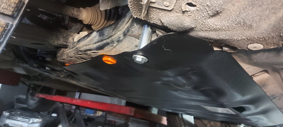 Защита картера и КПП Toyota Camry 50 / Lexus RX V-all 2009-2015 / ES 2012- / Highlander 2008-2020  / Changan Uni-K сталь 2мм