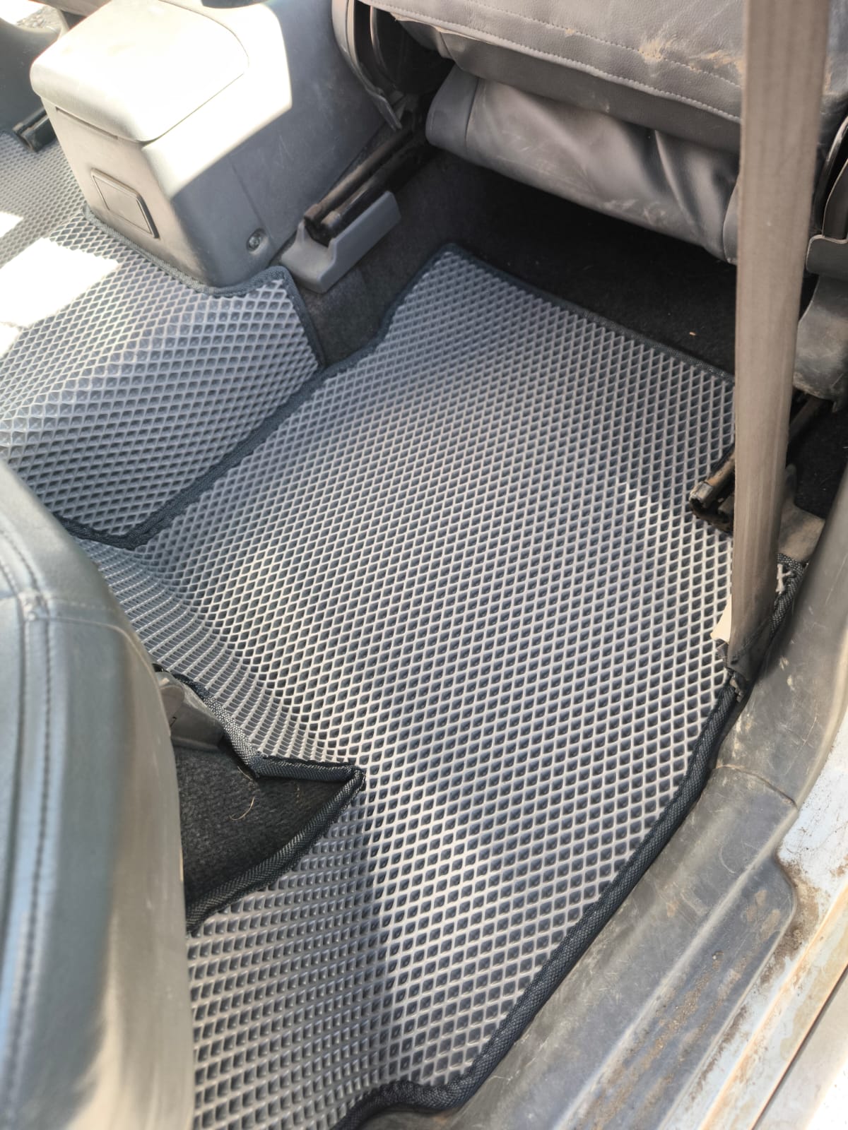 Коврики в салон EVA 3D Suzuki Escudo 1998-2005 Правый руль