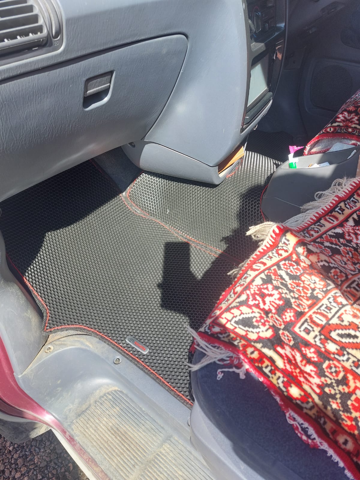 .!Коврики в салон EVA TOYOTA Noah 50 60/40 1998-2001 (ручник, ножник)