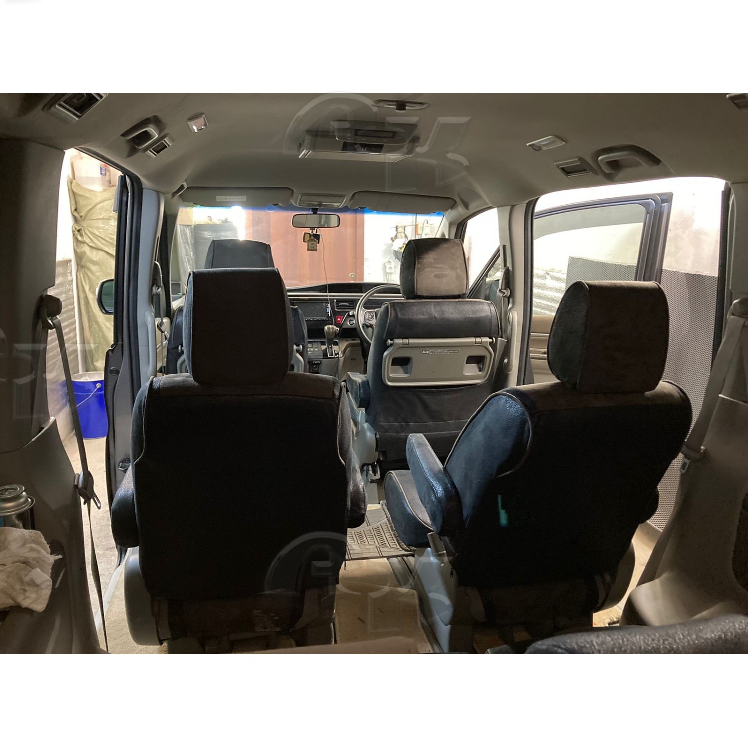 Чехлы из экокожи Honda Stepwgn V [RP] 04.2015-08.2017 40/40 (Мод.540.1) - 2 ряда Автокомфорт