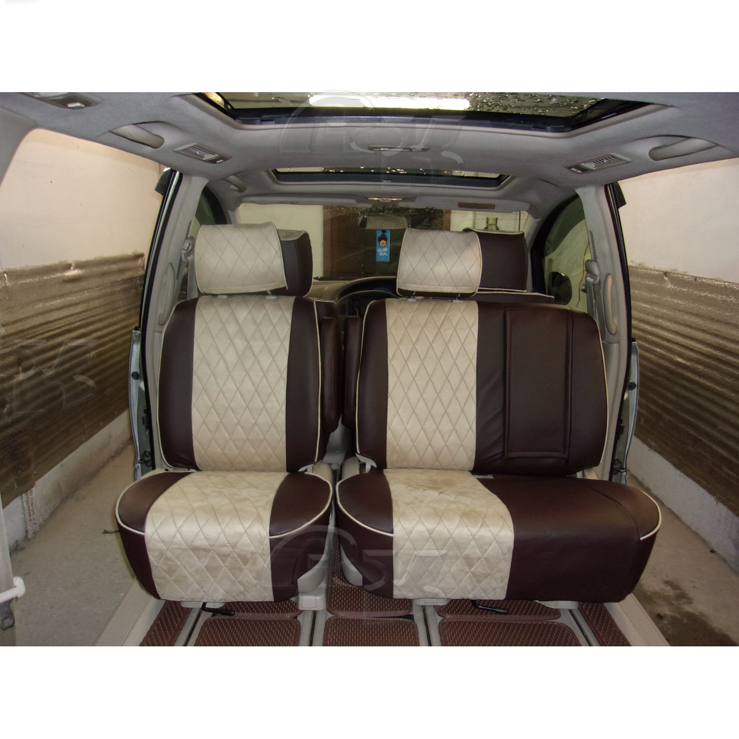 Чехлы из экокожи Toyota Estima IIr [AHR10,XR30,XR40] 05.2003-12.2005 вращ.сид. (Мод.447.1) - 2 ряда Автокомфорт