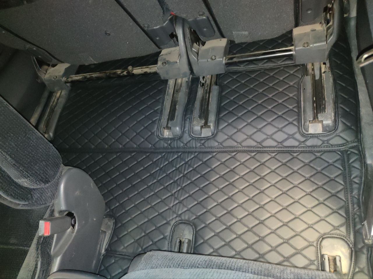 Кожаные коврики в салон 3D Honda Odyssey 1999 - 2003 на 3 ряда