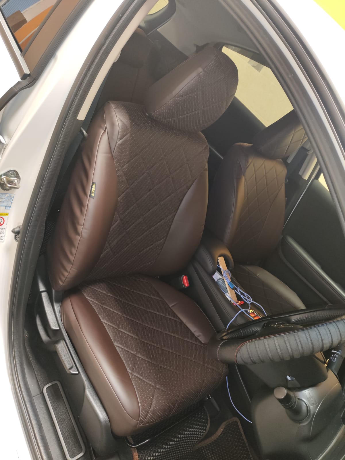 Чехлы из экокожи Honda Vezel / Fit 3 / Shuttle 2013-2018 с подл. Автостиль