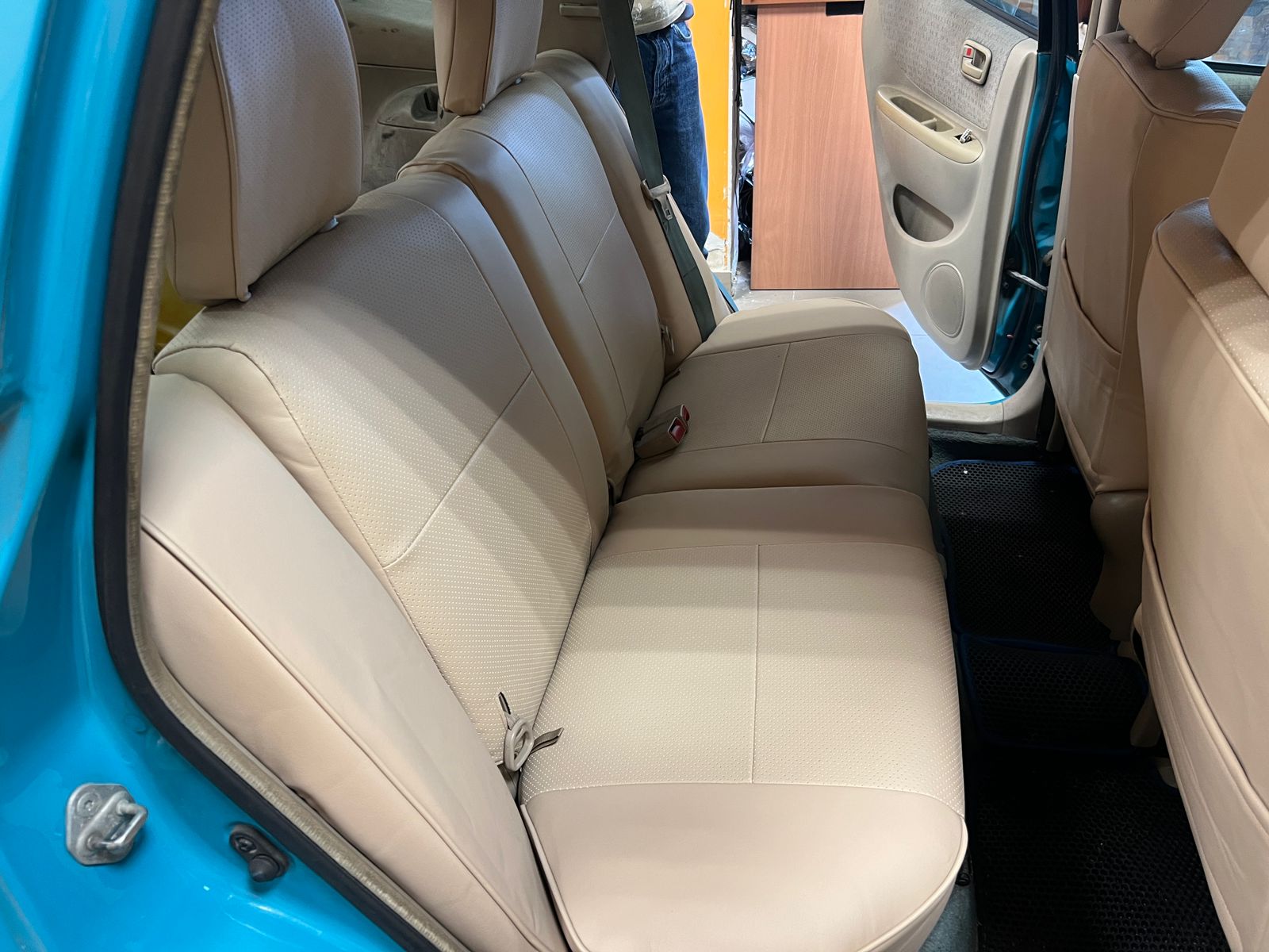 Чехлы из экокожи Toyota Corolla Spacio I+r [E110] 01.1997-04.2001 (Мод.212.0) Автокомфорт
