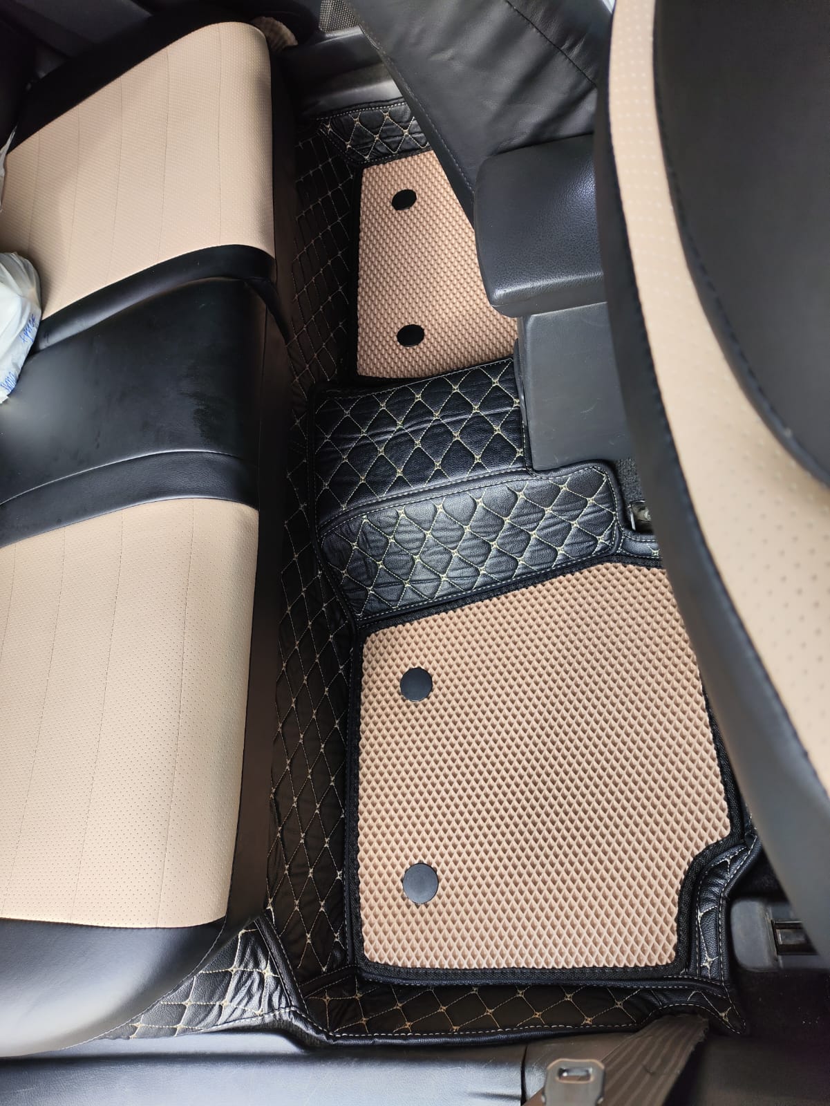 Коврики кожаные в салон 3D Toyota Allion \ Premio 260 2WD 2007 - н.в.