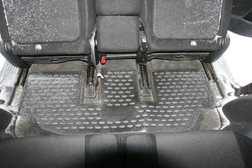 Коврики 3D в салон TOYOTA Wish 10, 2003-2009, передний привод, П.Р., 5 шт. (полиуретан)